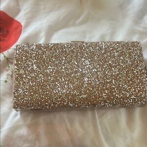 Elegant Gold Glitter Clutch
